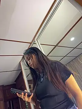 zhuendong000001 online show from June 12, 2:03 pm