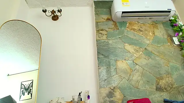 Jade Roxx online show from April 18, 7:58 pm