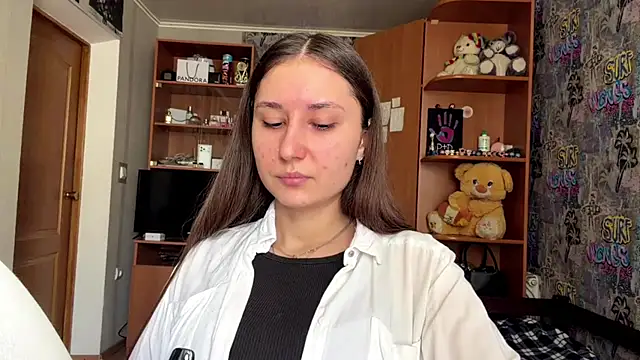 poly princess online show from April 12, 8:39 am