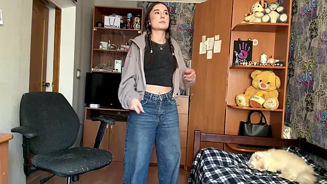 poly princess online show from March 25, 12:19 pm