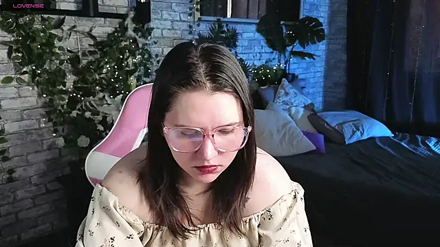 Penny  Love online show from March 14, 1:12 pm