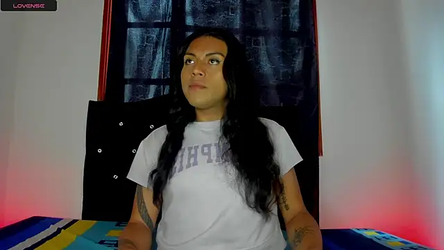 Jess Hoffman online show from March 14, 4:52 pm