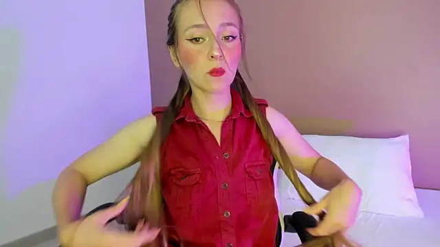 elaia bridge online show from March 20, 2:00 pm