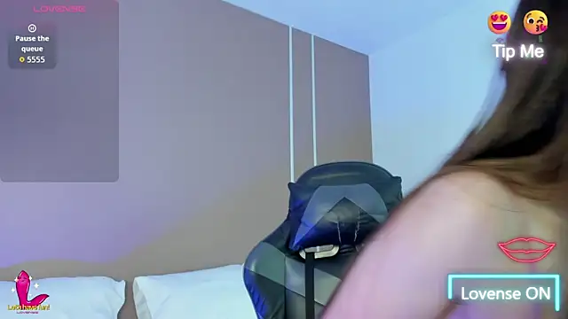 elaia bridge online show from April 16, 12:16 pm