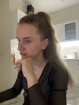 AinyrVixxen online show from March 21, 10:37 pm