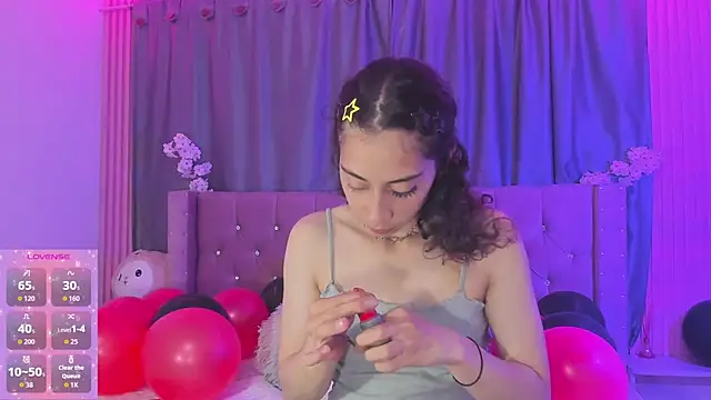 Kiara lovely online show from March 30, 4:01 am