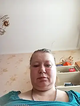 KiraStanton online show from April 12, 9:23 am