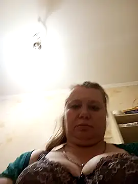 KiraStanton online show from April 18, 7:07 pm