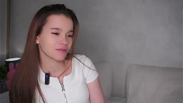 LouanneBrant online show from February 24, 1:16 am