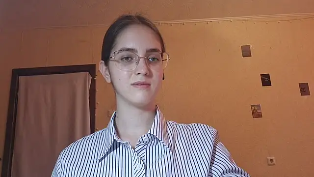 Katelemon online show from July 18, 10:18 am