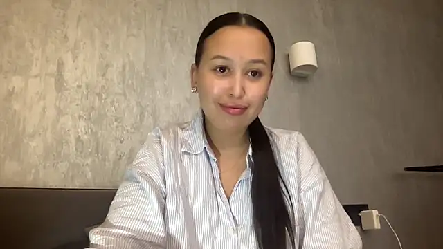 Dana 005 online show from March 25, 8:12 pm