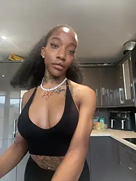 MississippiBabee online show from February 25, 1:42 pm