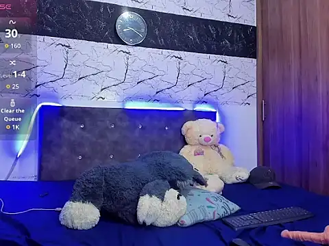 britney london xxx online show from February 22, 4:02 am