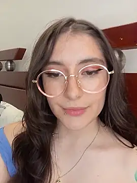 Sweett Karol online show from April 19, 6:10 pm