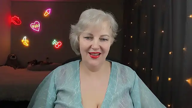 Mary-Leee online show from April 13, 7:31 am