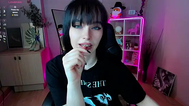 demetra   online show from April 19, 7:19 am