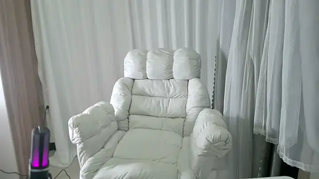 lilabeauty online show from April 7, 1:35 pm