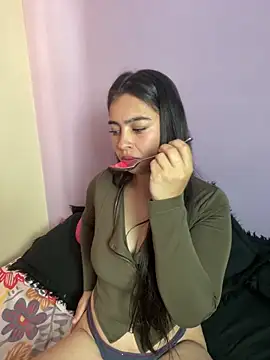 I Valentina online show from March 28, 7:46 pm