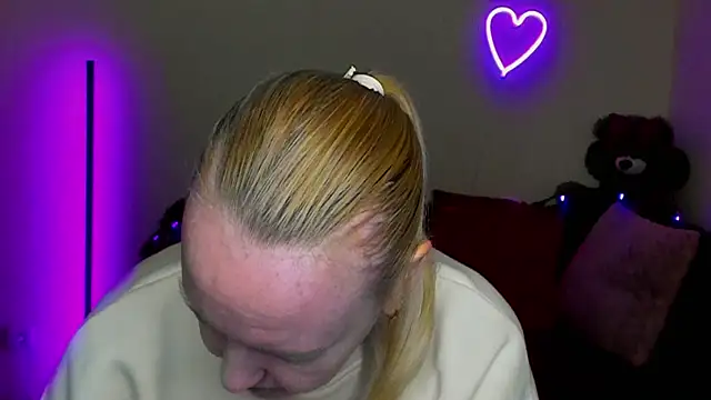 Bella soulmate online show from April 18, 11:35 am