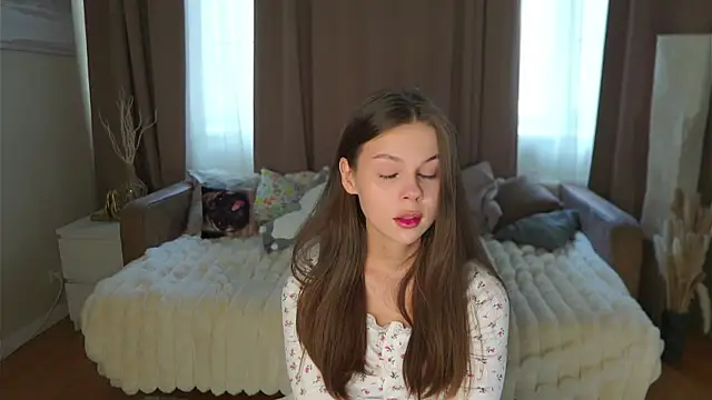 EarthaLevra online show from April 22, 8:11 am