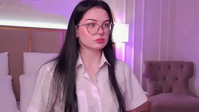 CindyMil online show from June 12, 6:10 am