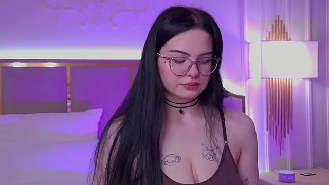 CindyMil online show from July 27, 6:10 am