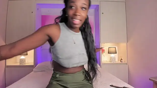 Oshun 444 online show from April 18, 12:18 pm