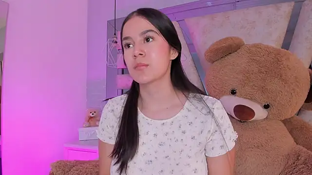 AuroraFlowers online show from March 25, 7:28 pm