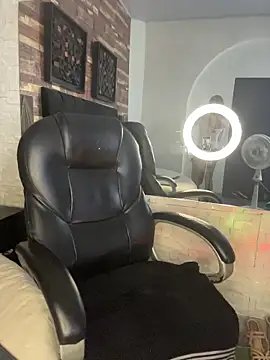 kendra leroy online show from April 14, 10:21 pm