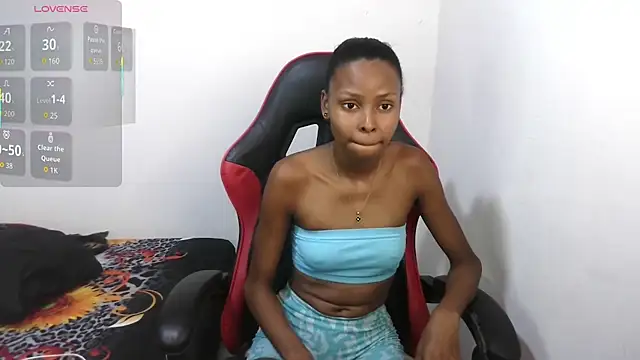 Dulce camx online show from April 18, 4:15 am