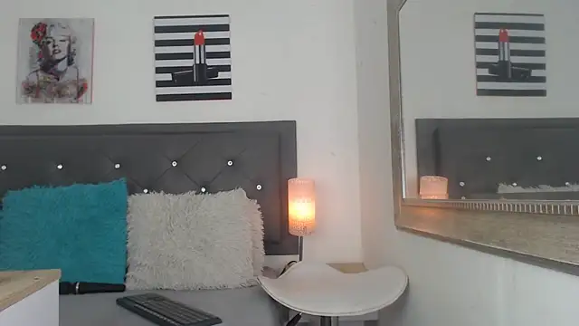 kaylani lee  online show from March 4, 5:14 am