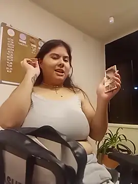 Heily-Queen online show from March 5, 3:46 am