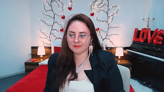 Hennessy bunny online show from March 5, 8:48 pm