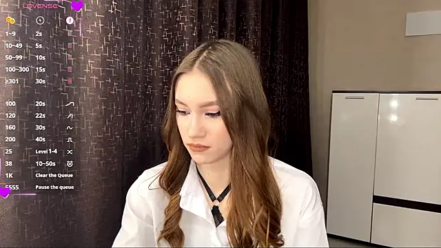 NuDonzze online show from February 27, 5:24 pm