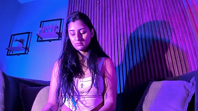 ZoeHills online show from March 4, 8:04 pm