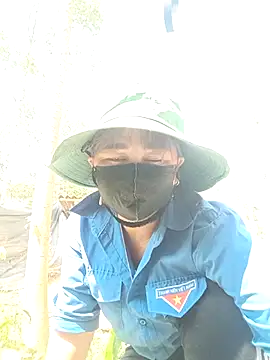 lyly sexx online show from April 6, 7:09 am