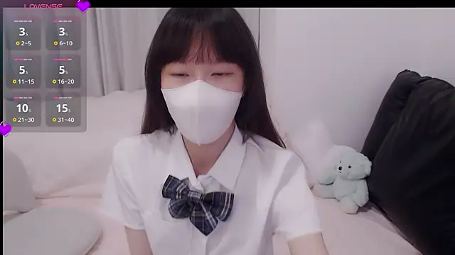 AiIris1 online show from May 2, 1:36 pm