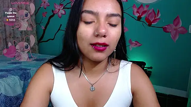 NoelleVireaux online show from March 24, 11:26 am