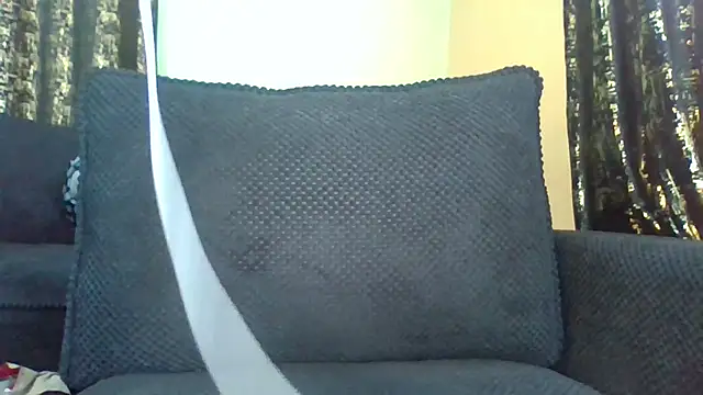 themhs online show from April 7, 11:34 am