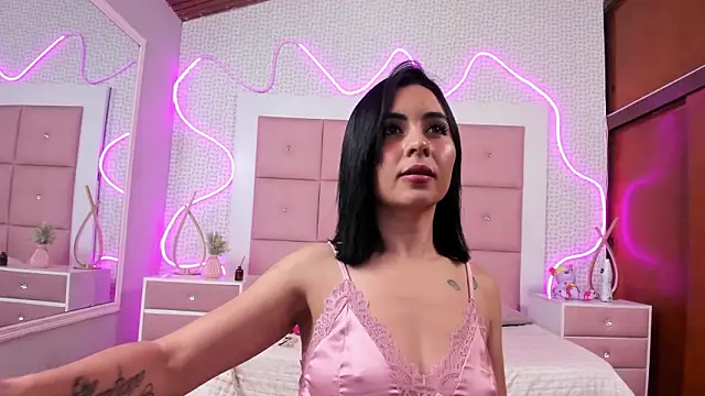 NataHarpers online show from March 4, 3:24 am