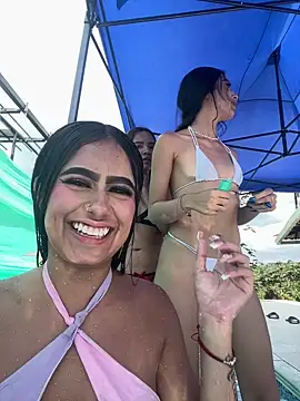 SAMY AND ARI online show from March 3, 8:26 pm