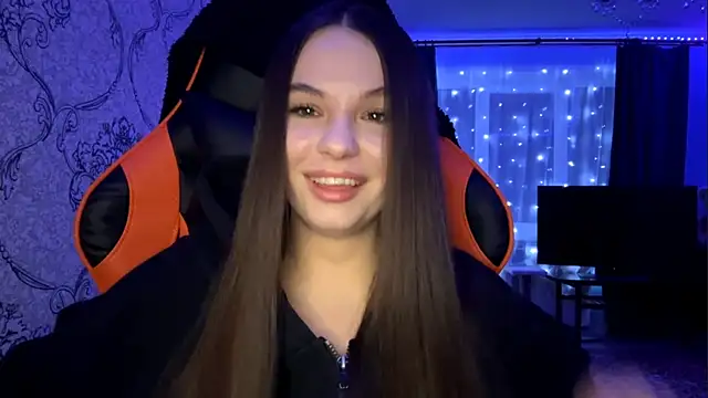 AkikoAnkrom online show from February 26, 9:03 pm