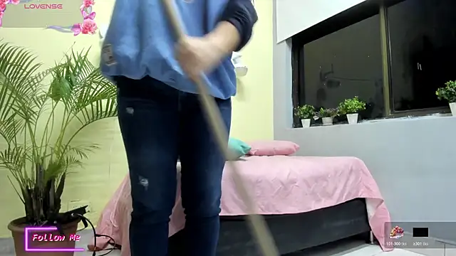  VALERIAGOMEZ online show from March 24, 9:47 am