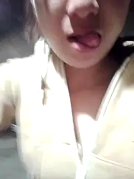 Mishowhot online show from March 12, 12:46 am