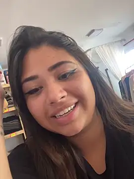 danniiq online show from March 23, 7:42 pm