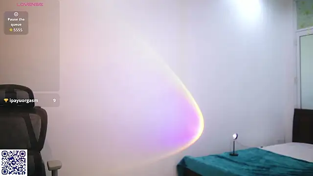 amy peachy online show from May 7, 5:01 am