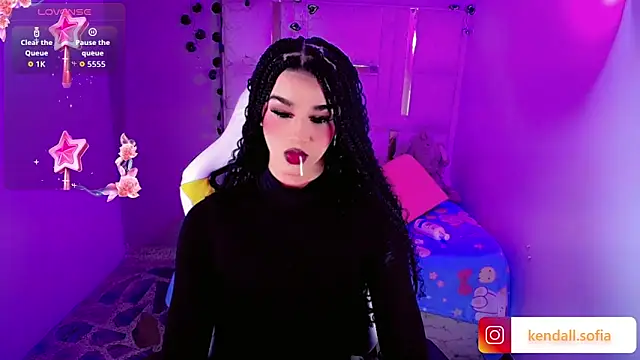 Sophiaa doll  online show from June 7, 3:35 am