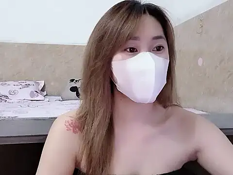 Ellie8386 online show from May 17, 4:50 pm
