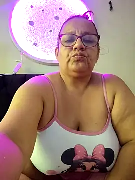 Roxy 77 online show from March 2, 2:35 pm