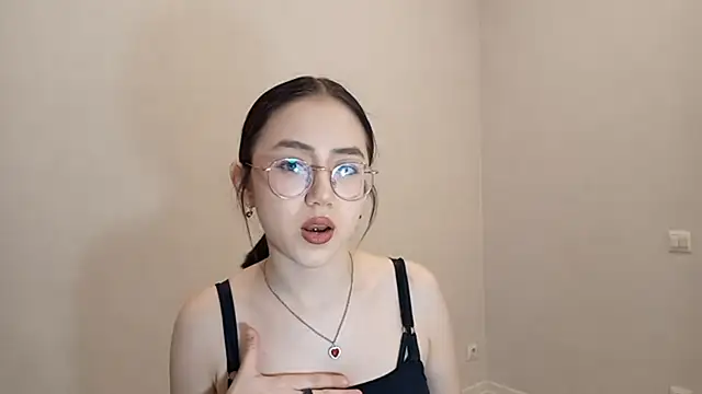 SolvedGlobe online show from March 18, 3:06 pm